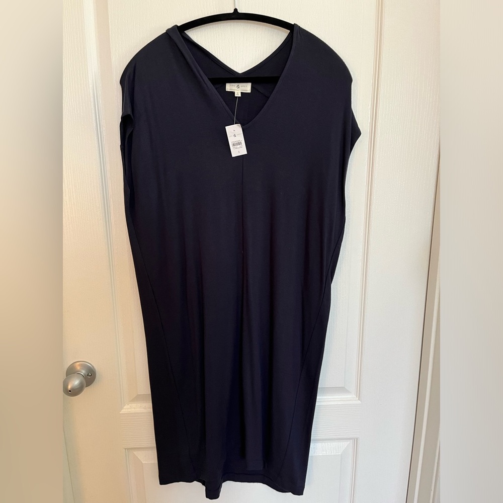 Lou and Grey navy sleeveless midi dress
